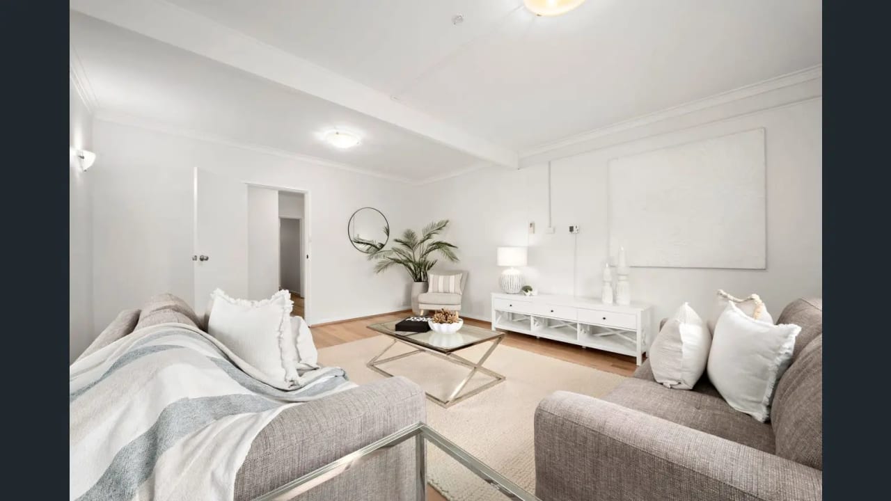 Furnished room in a share house
