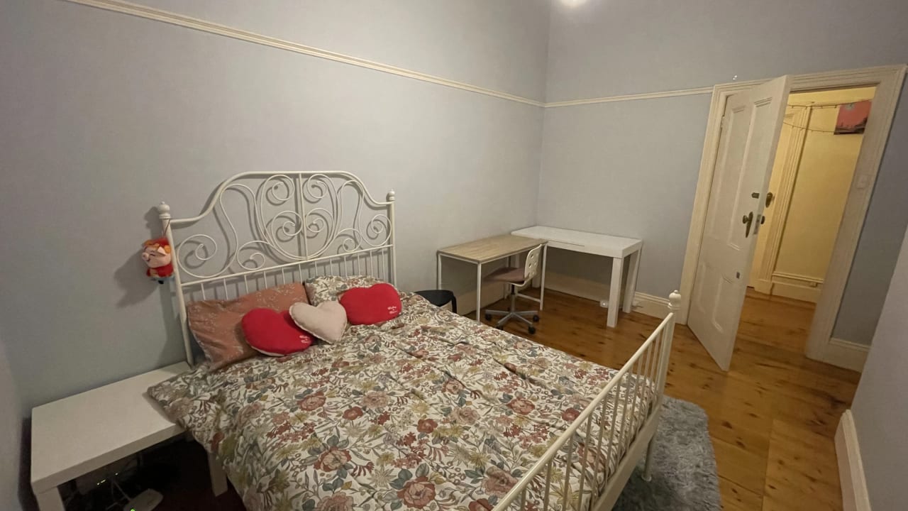 Room in a share house