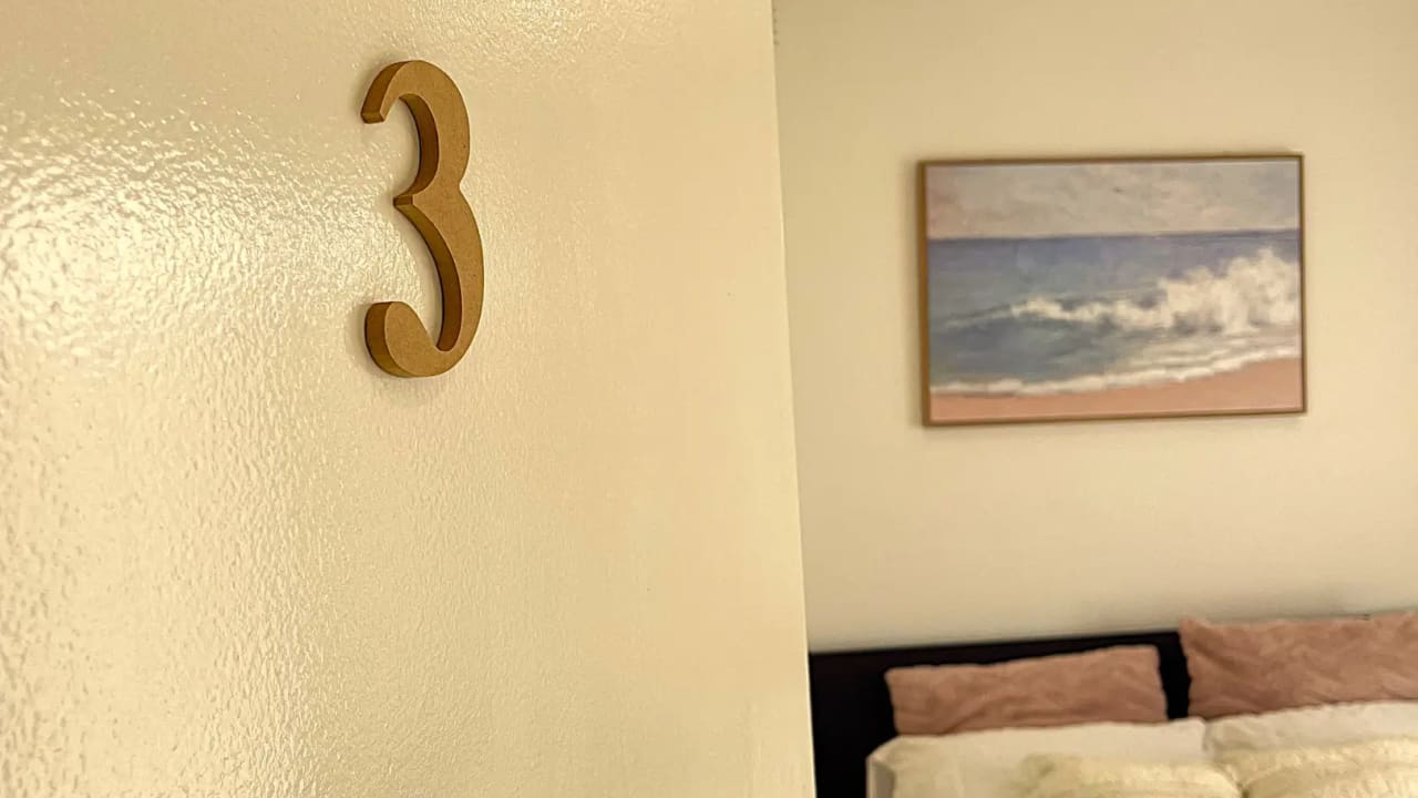 Furnished room in a share house