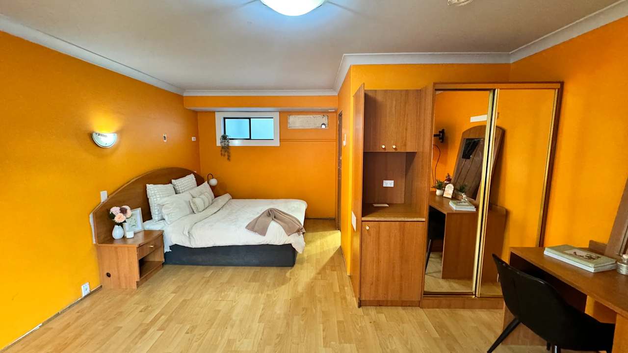 Furnished room studio flat for rent