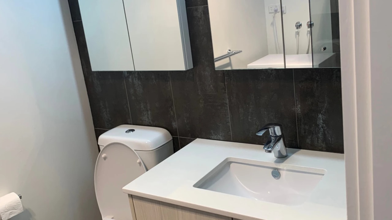 Room studio flat for rent