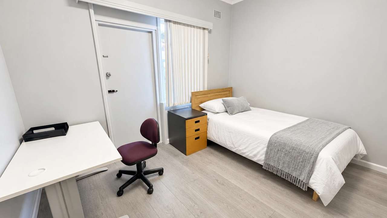 Furnished room in a share house