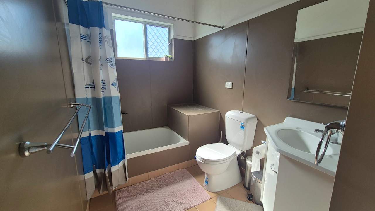 Furnished room with ensuite in a share house