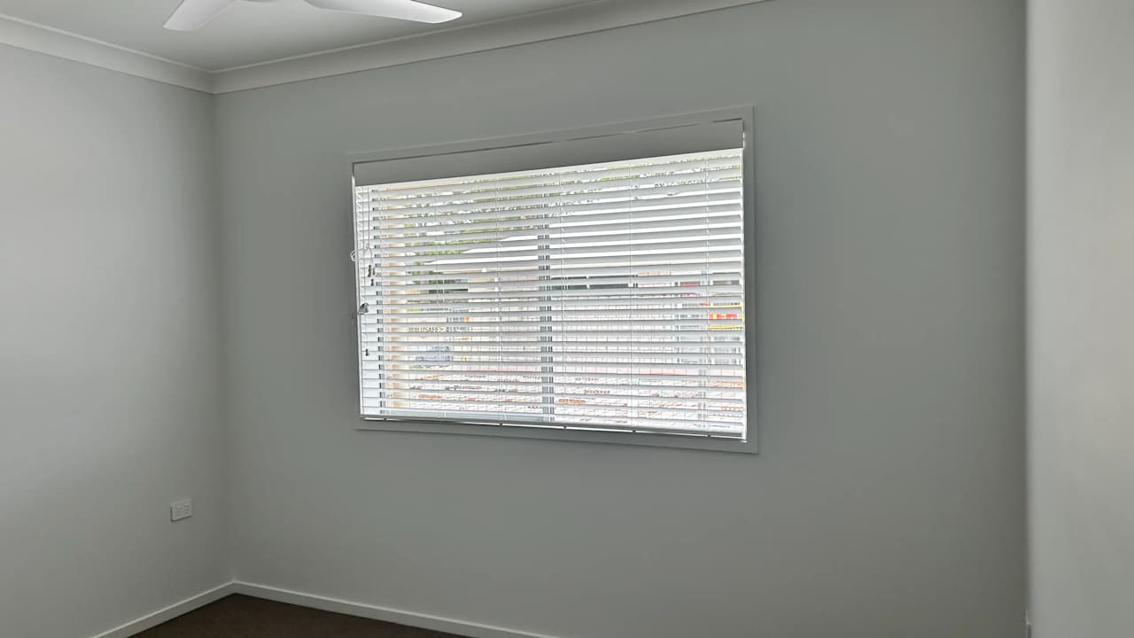 Room in a share house