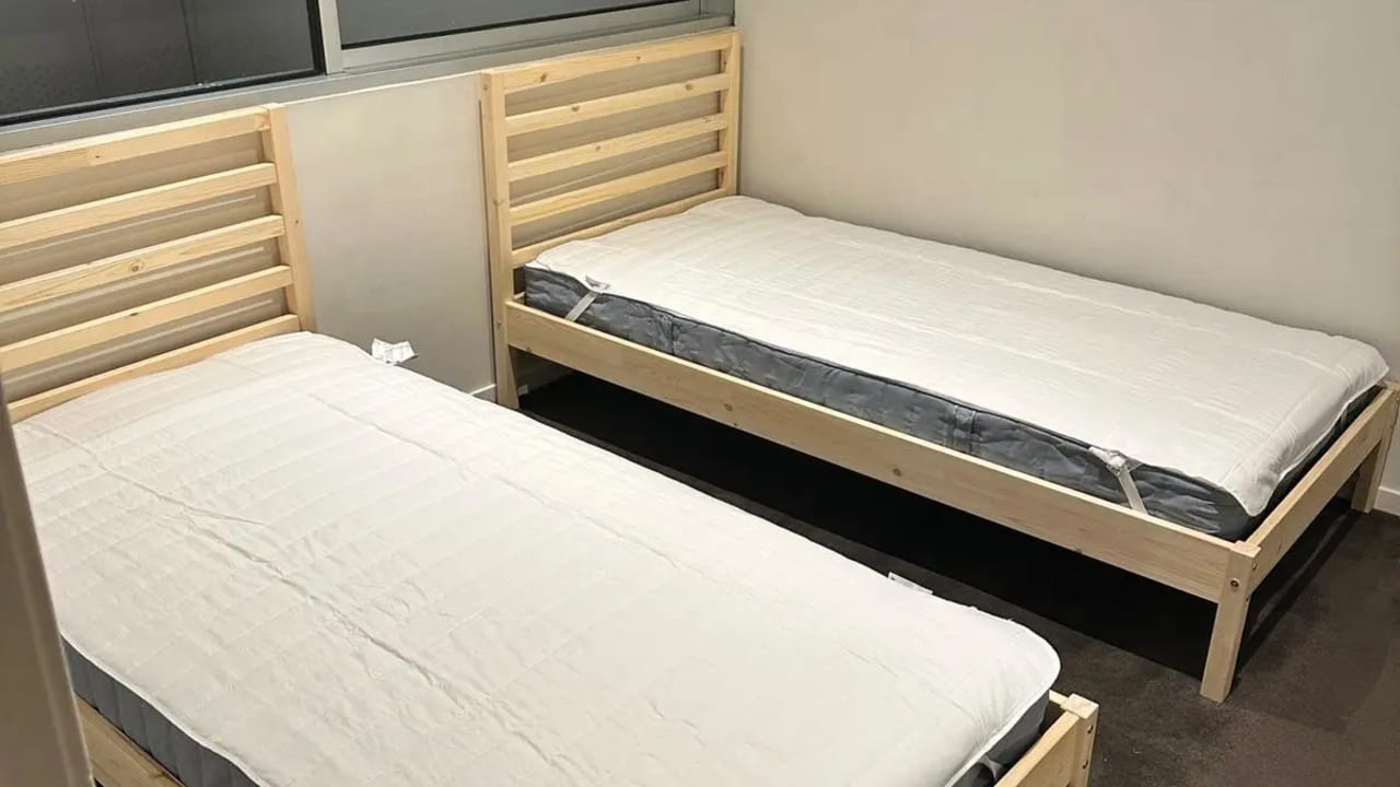 Furnished room in a flatshare