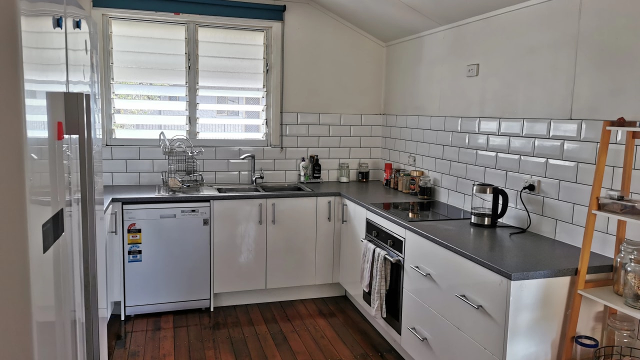 Furnished room in a share house