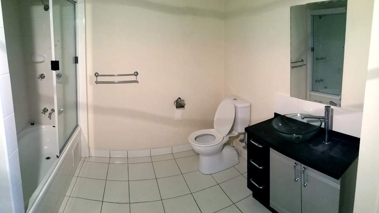 Whole property with 2 rooms for rent