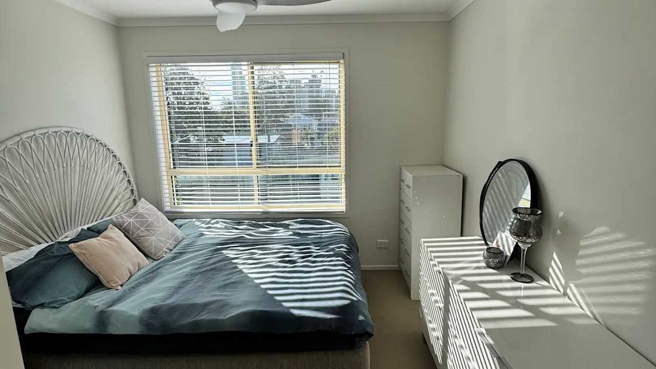 Furnished room with ensuite in a share house