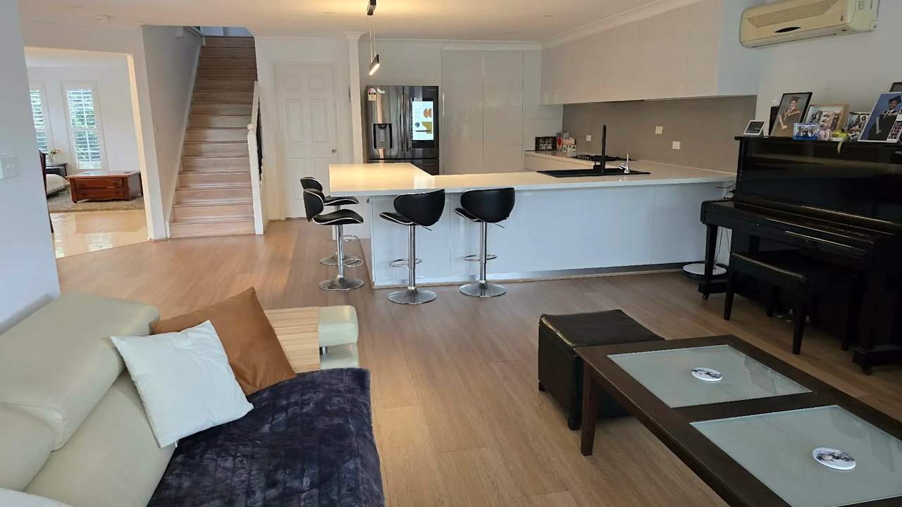 Furnished room in a share house