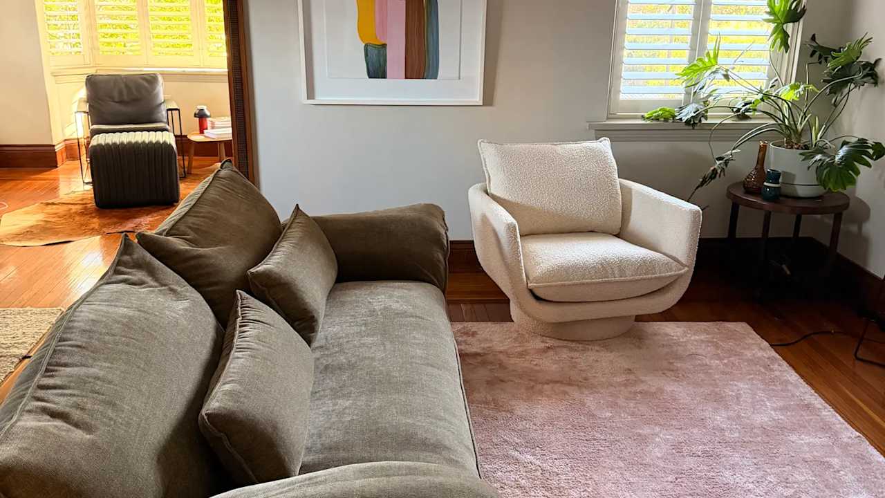Unfurnished room with own bathroom