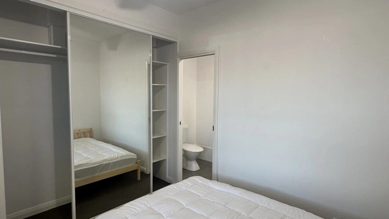 Room with ensuite in a flatshare