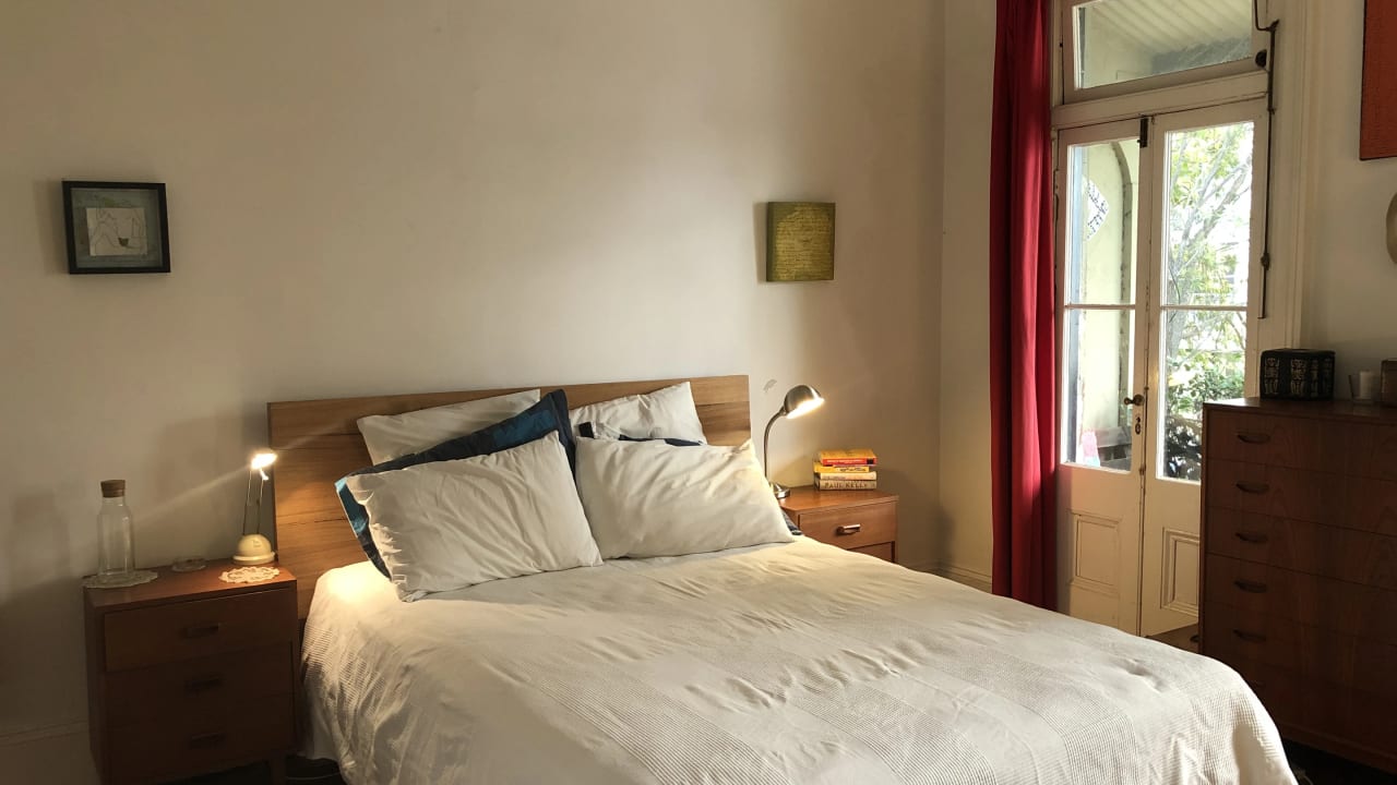Room in a share house