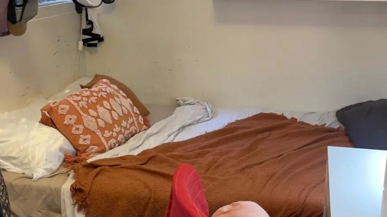 Furnished room with ensuite in a share house