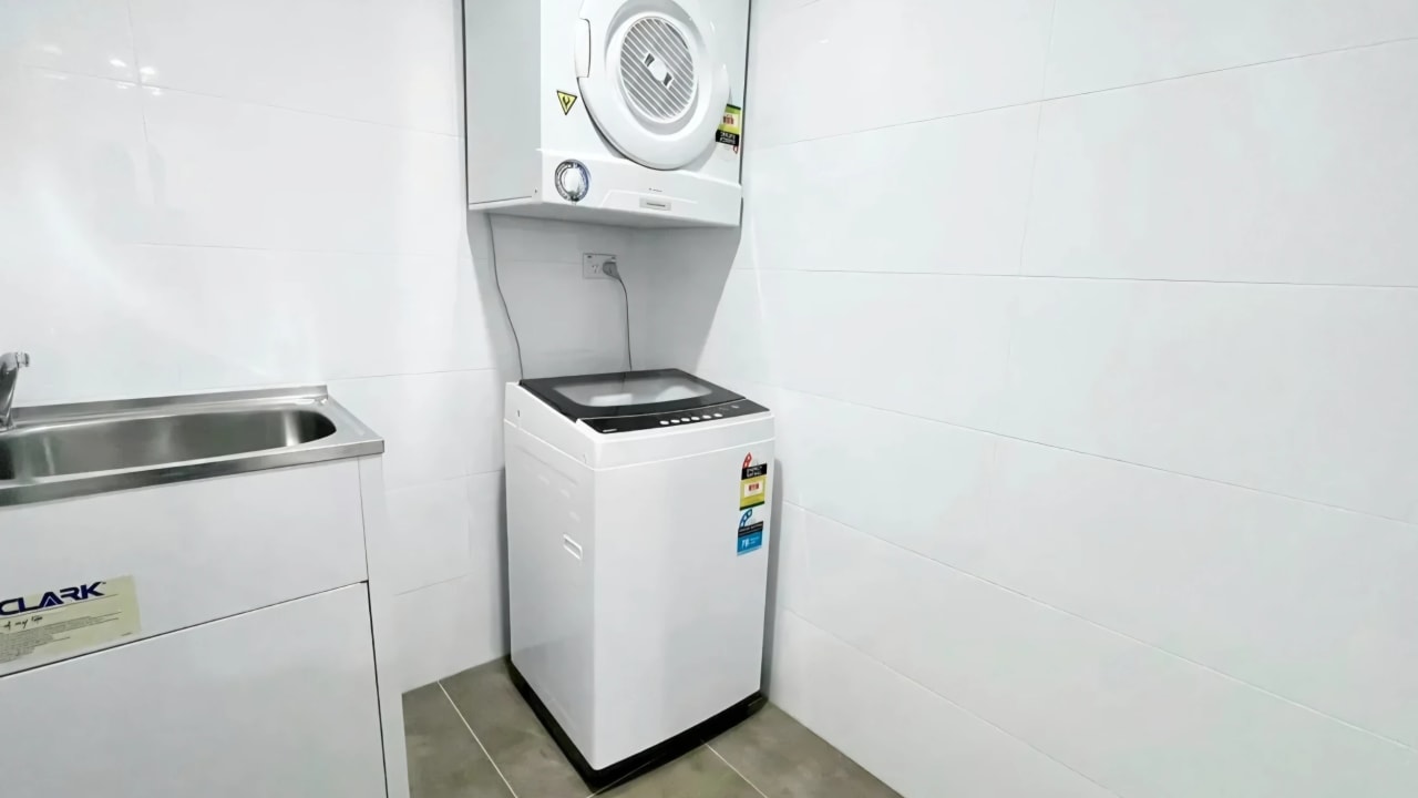 Furnished room with own bathroom