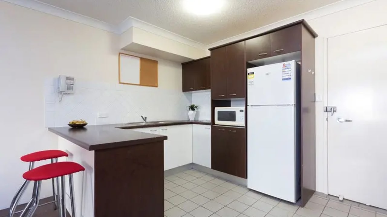 Whole property with 3 rooms for rent