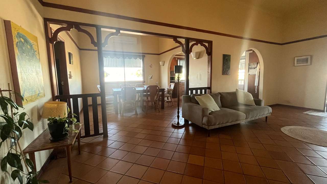 Whole property with 2 rooms for rent