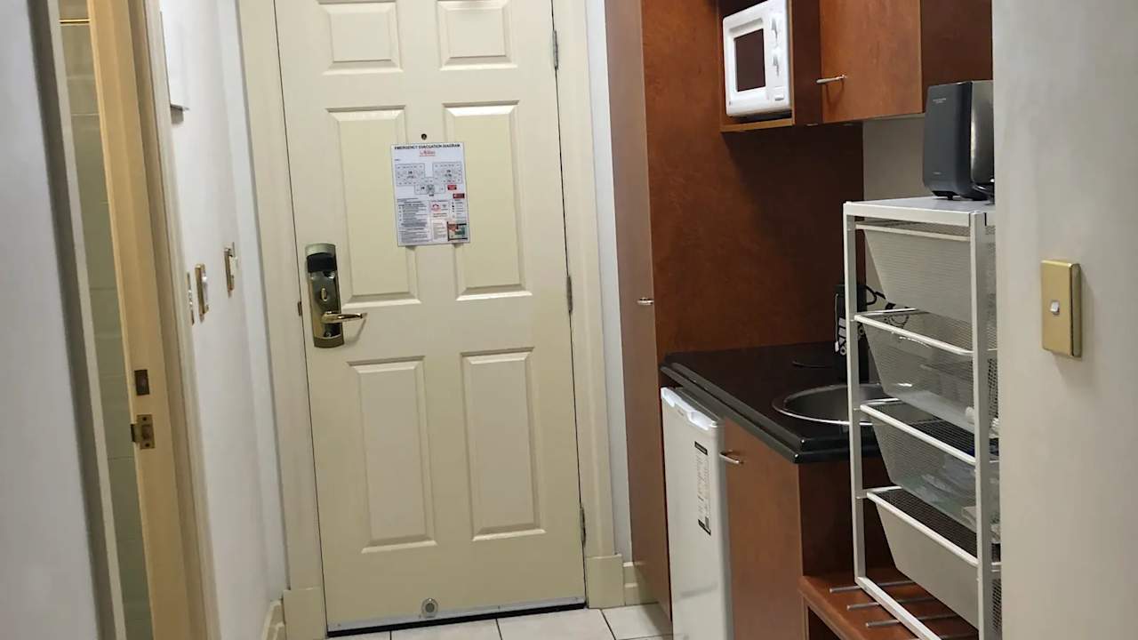 Furnished room studio flat for rent