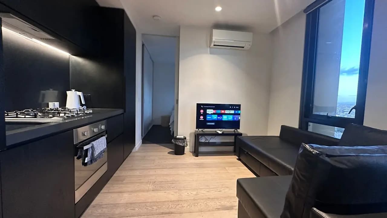 Whole property with 2 rooms for rent