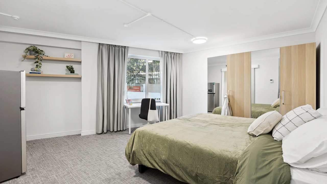 Furnished room studio flat for rent