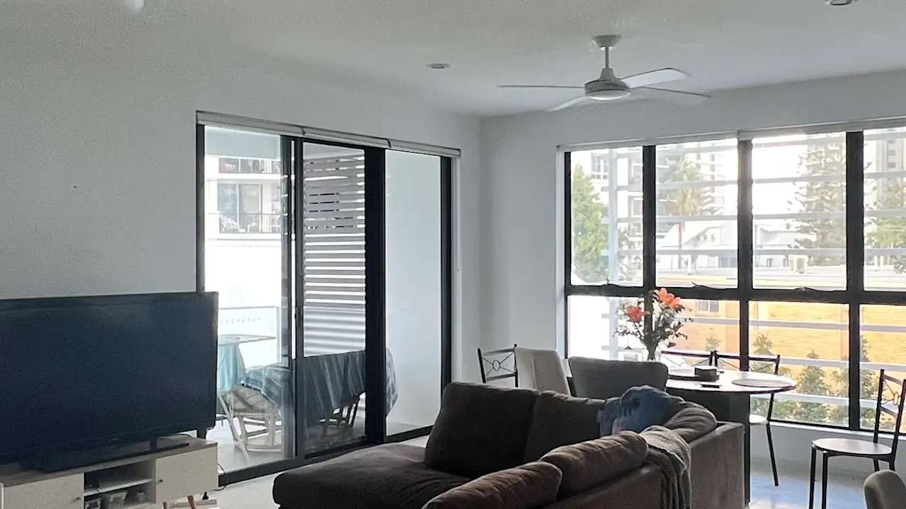 Furnished room in a flatshare