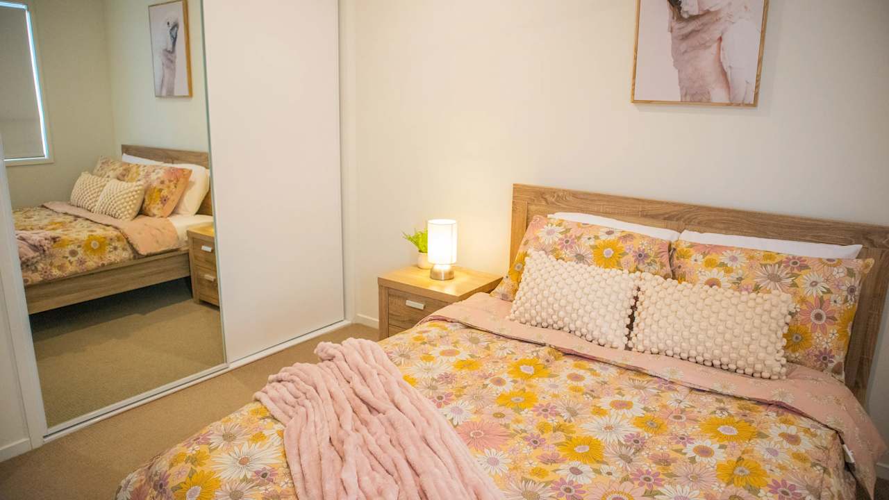 Furnished room in a share house