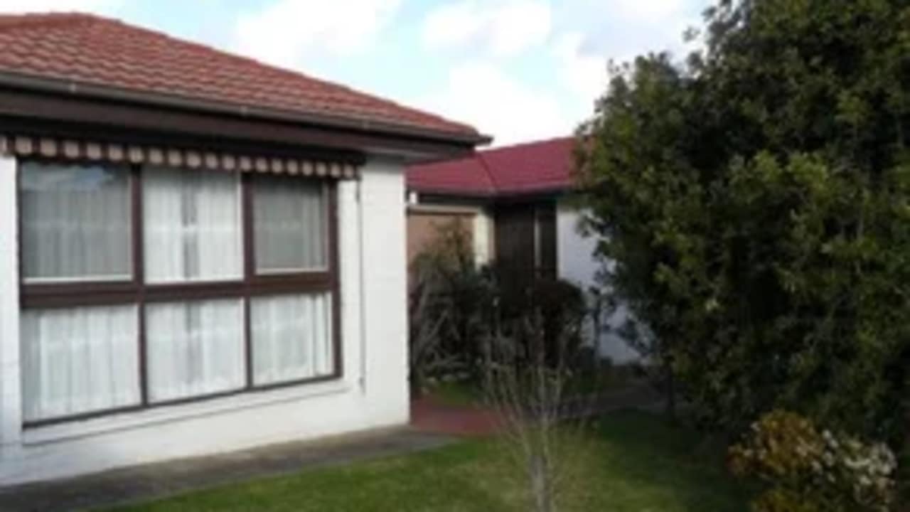 Whole property with 3 rooms for rent