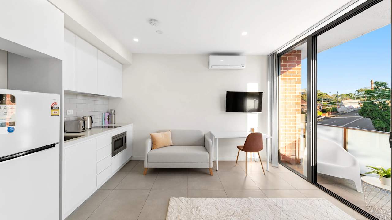 Room studio flat for rent