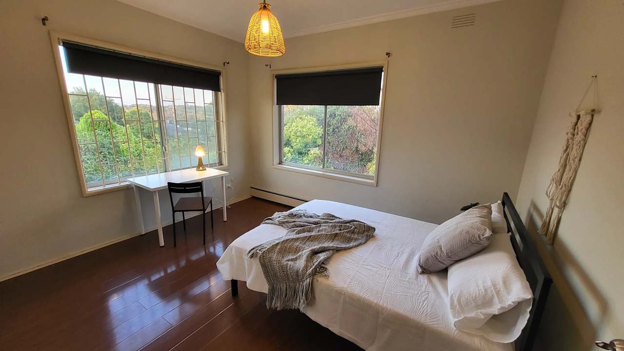Furnished room in a share house