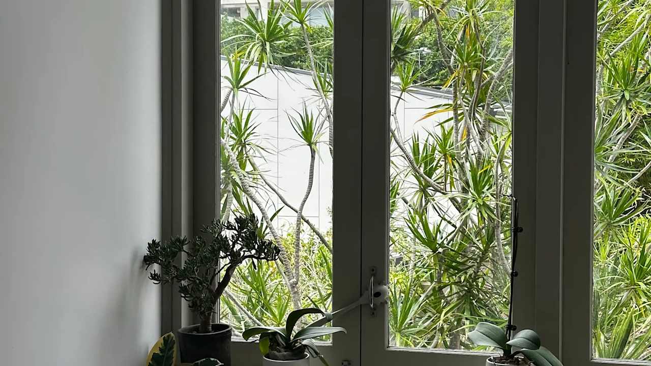 Unfurnished room with own bathroom
