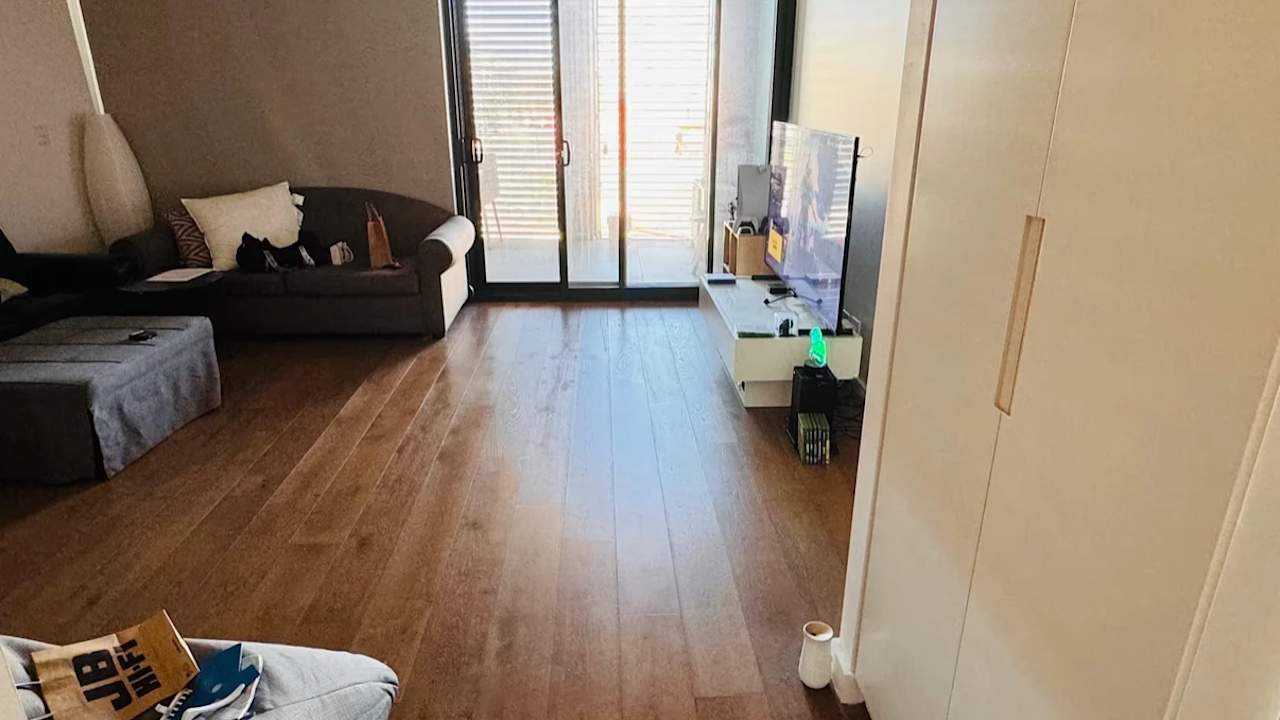 Unfurnished room with own bathroom