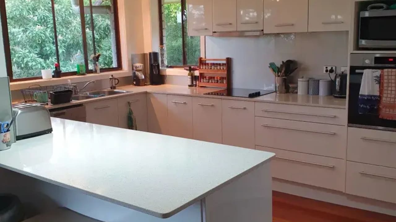 Unfurnished room in a share house