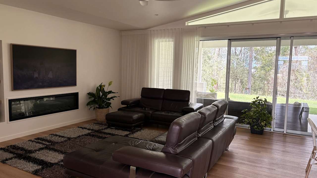 Unfurnished room in a share house