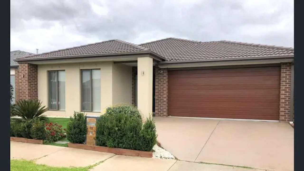 Unfurnished room in a share house