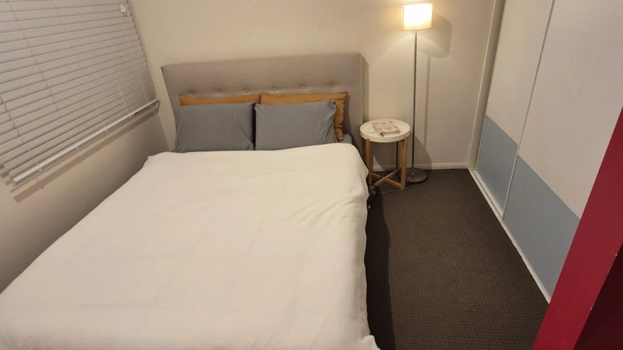 Unfurnished room in a share house