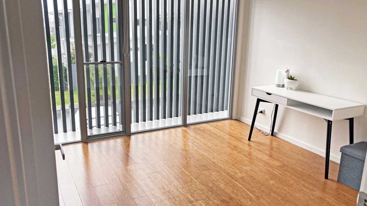Unfurnished room in a share house