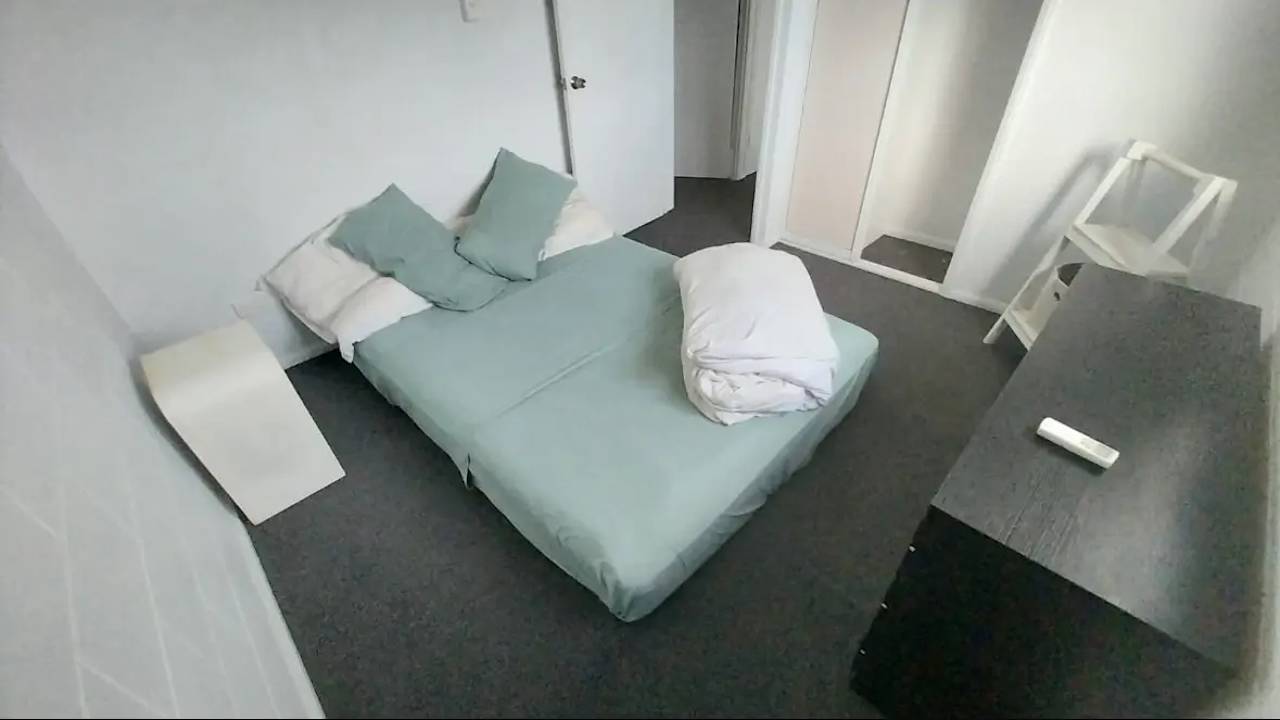 Furnished room in a share house