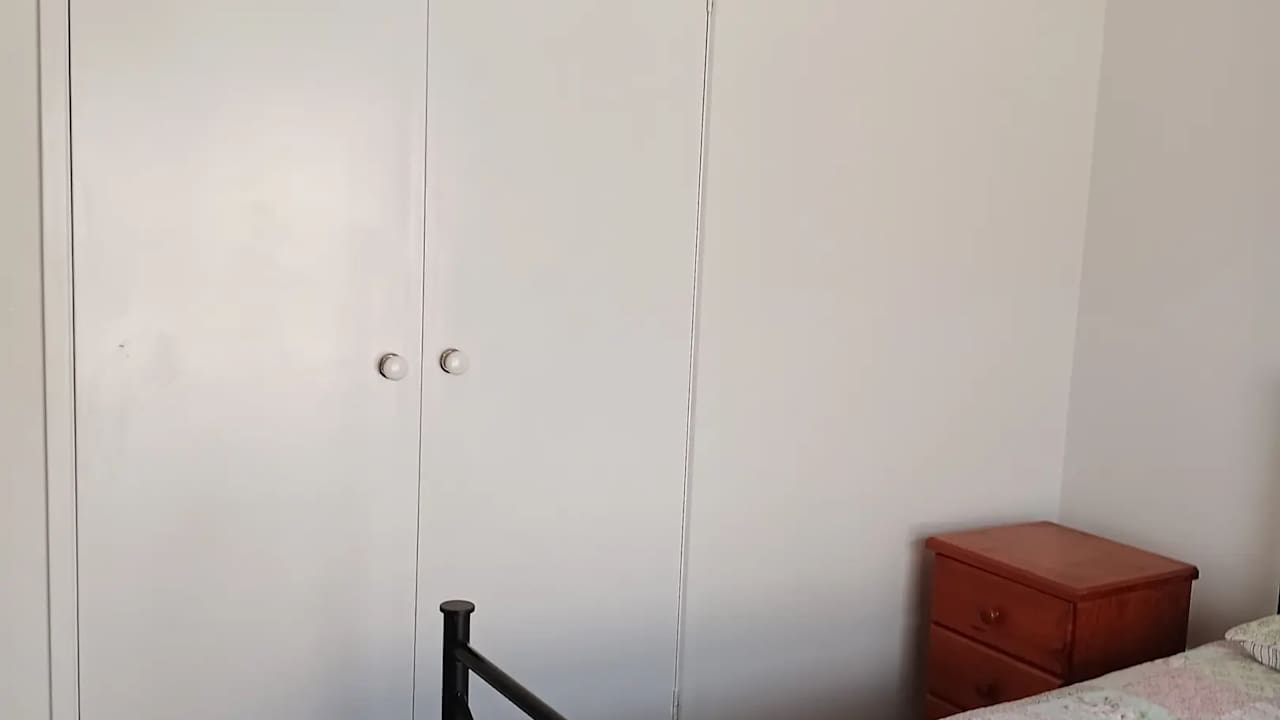 Room in a share house