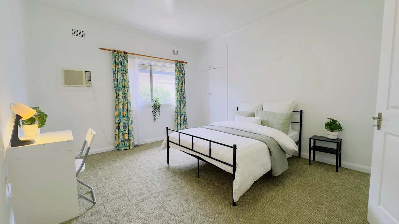 Whole property with 6 rooms for rent