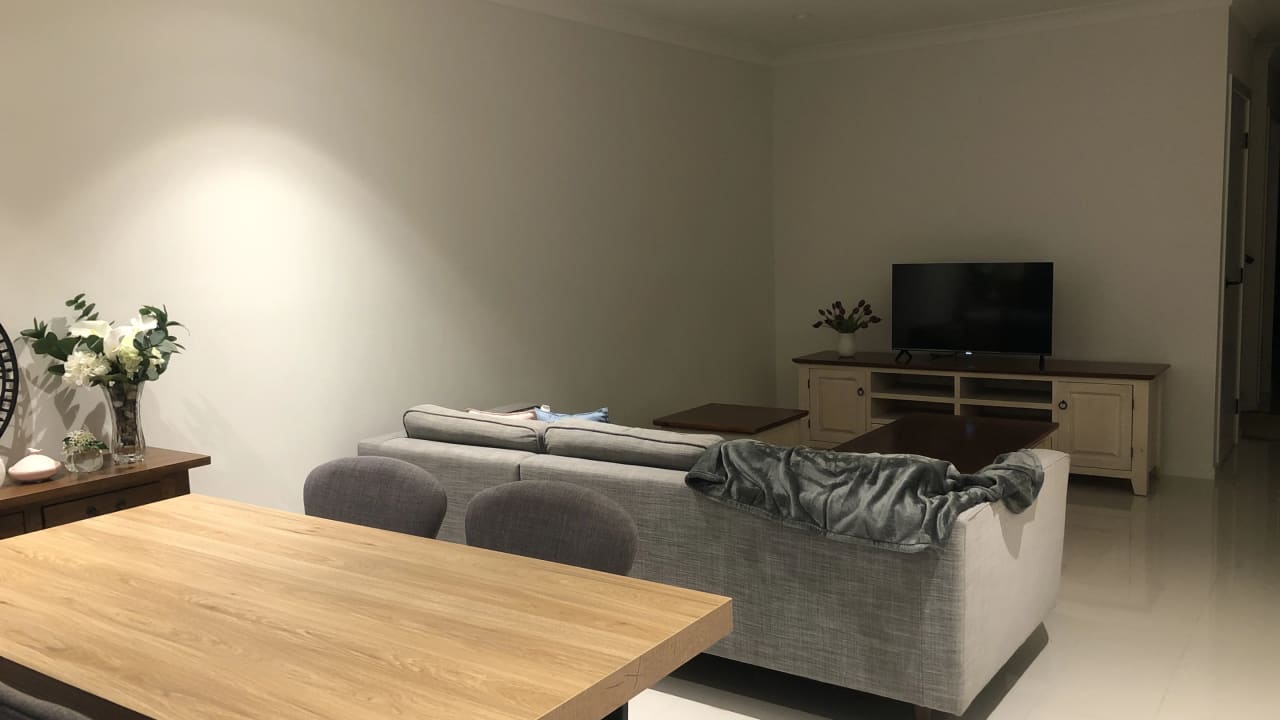 Room in a share house