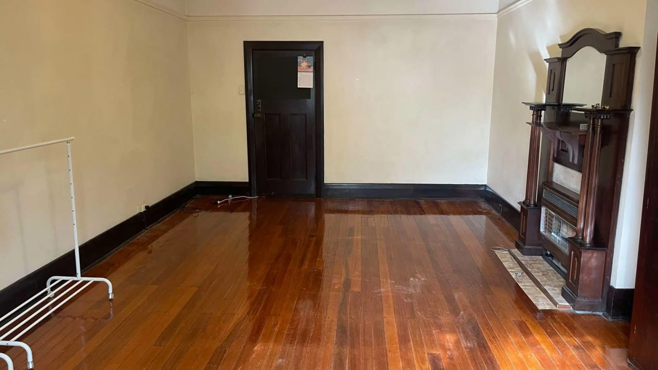 Unfurnished room in a share house