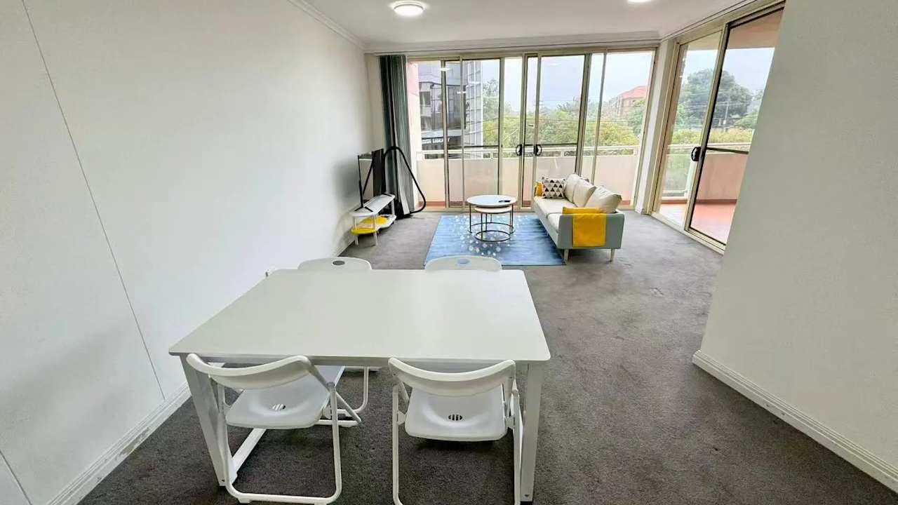 Whole property with 3 rooms for rent