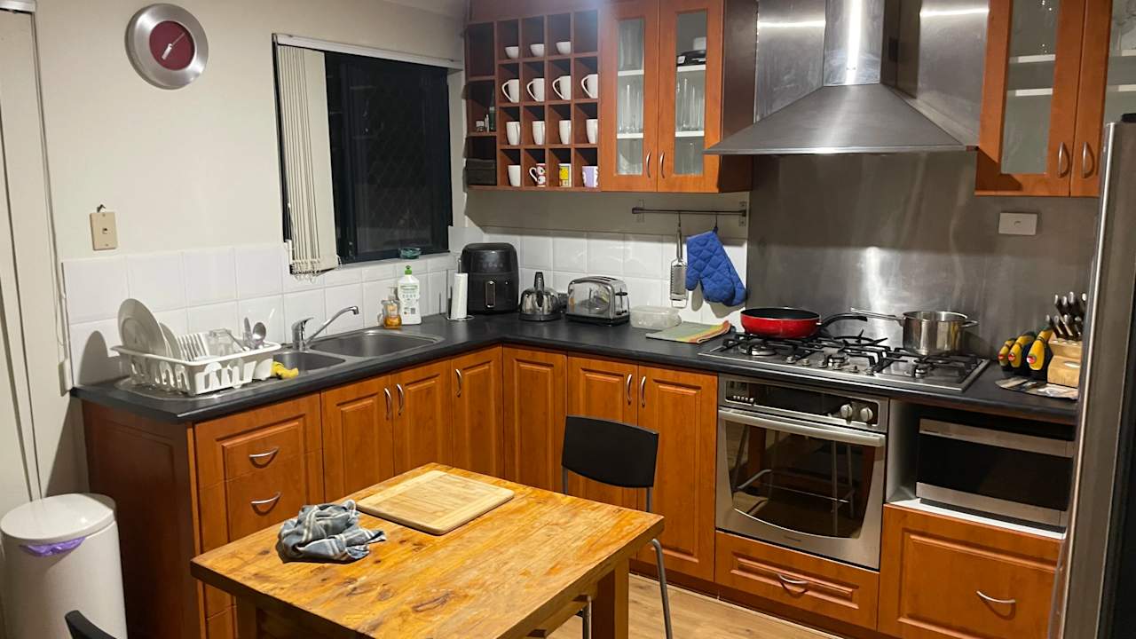 Unfurnished room in a share house