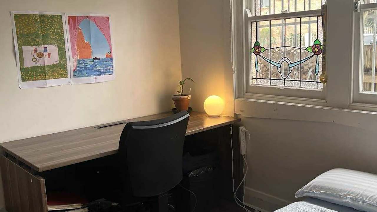 Unfurnished room in a share house