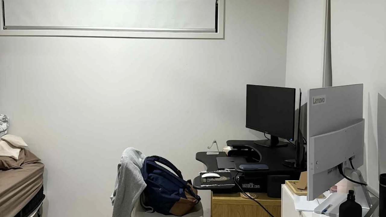 Furnished room in a share house