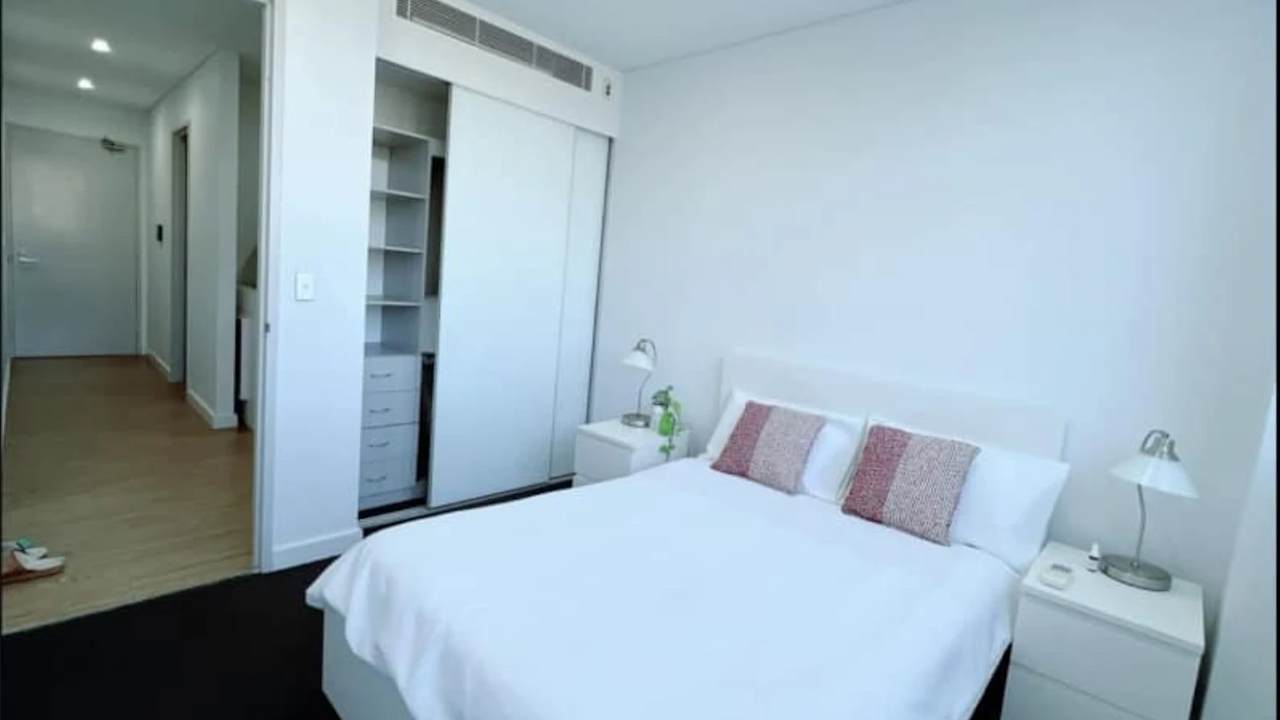 Furnished room with own bathroom