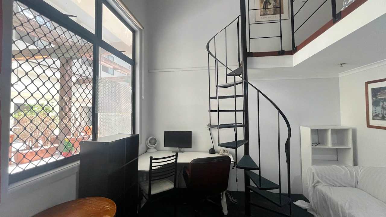 Furnished room studio flat for rent