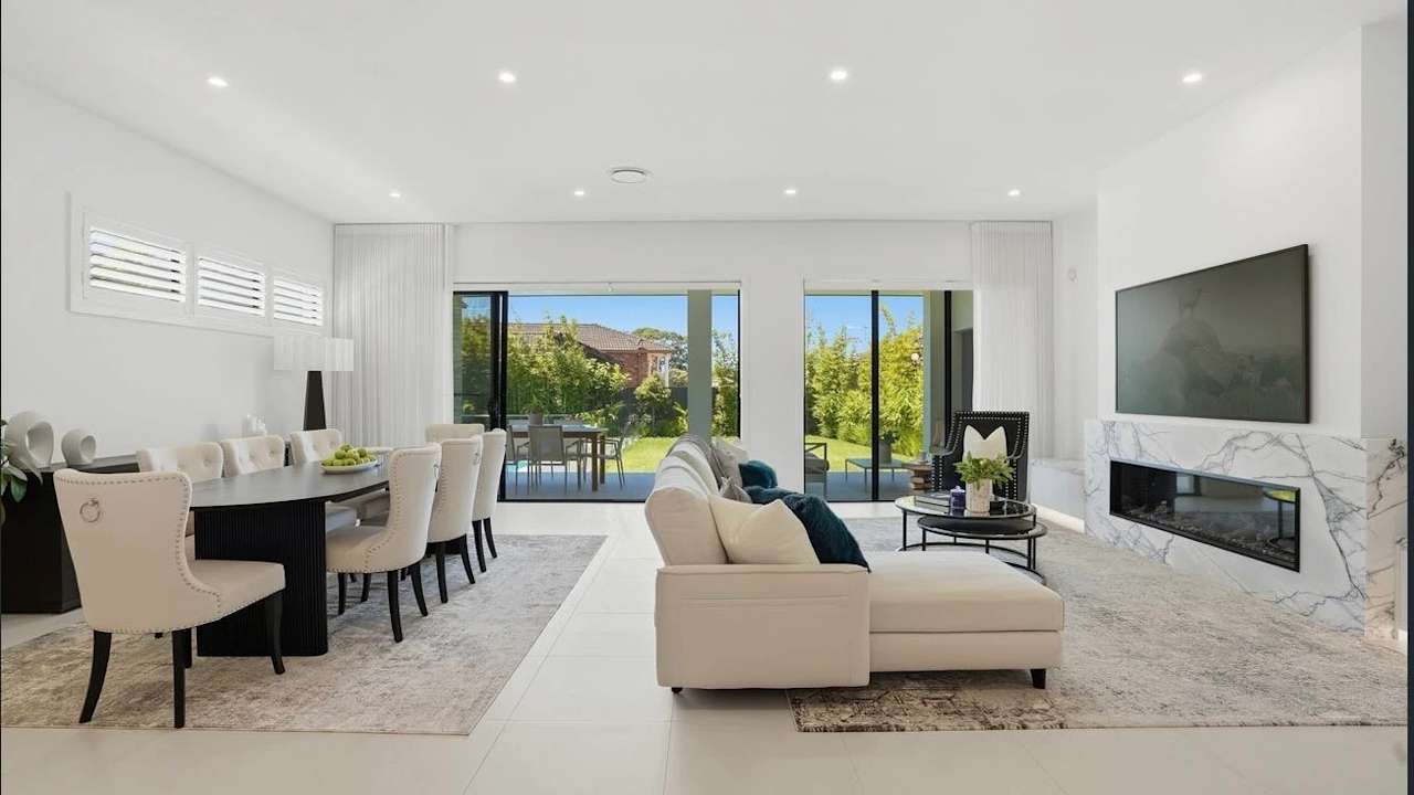 Furnished room with ensuite in a share house