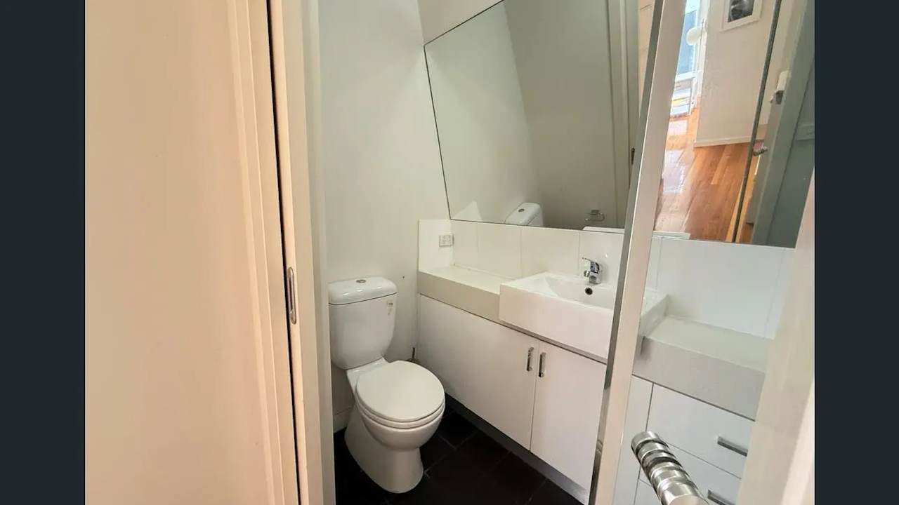 Whole property with 2 rooms for rent