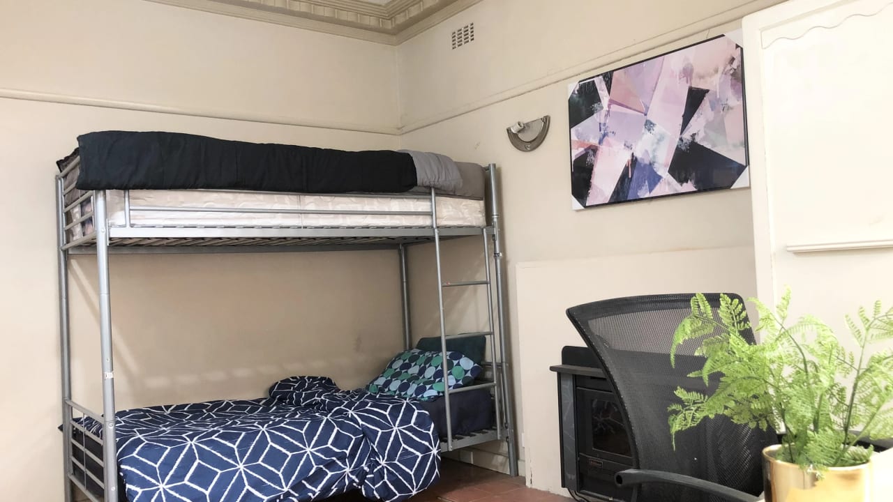 Furnished room in a share house