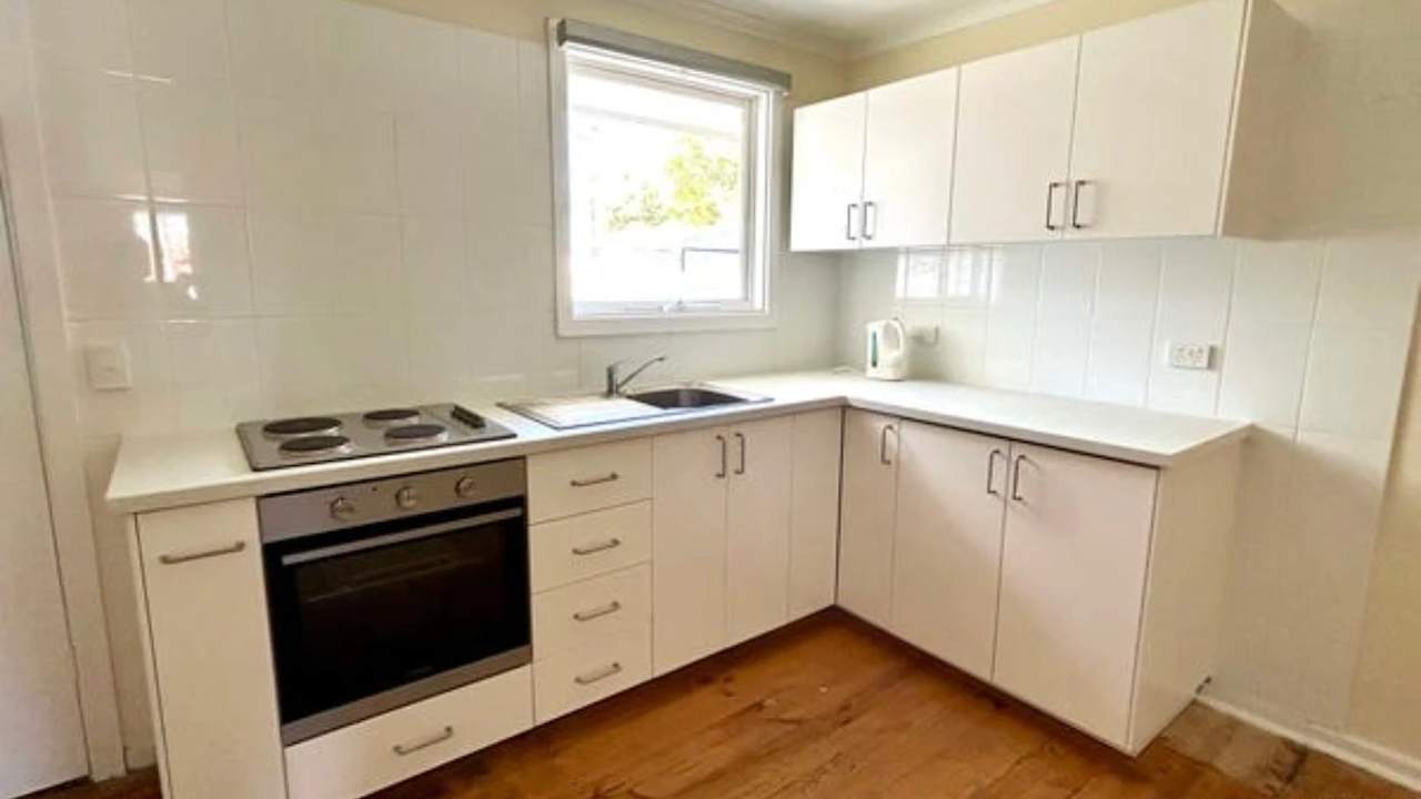 Unfurnished room in a share house
